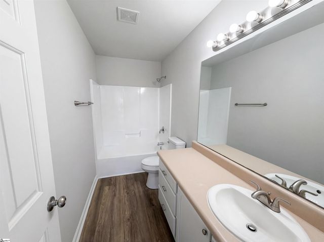 2 Ames Court, Taylors, SC 29687