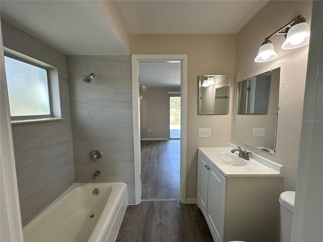 1559 7TH AVENUE W, Bradenton, FL 34205