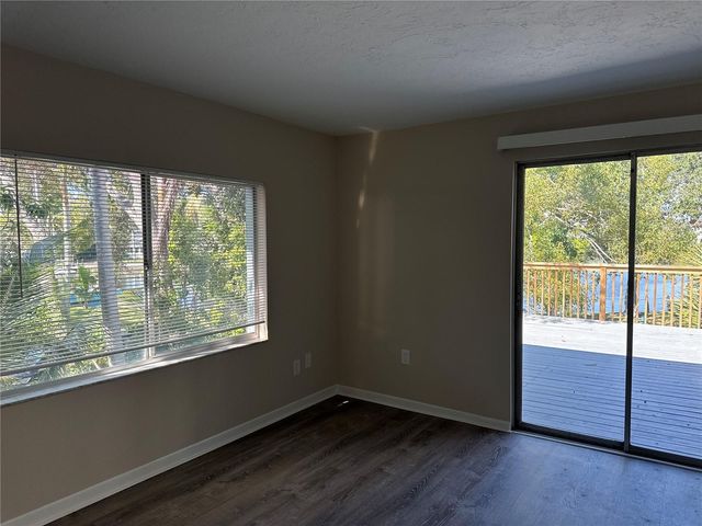 1559 7TH AVENUE W, Bradenton, FL 34205