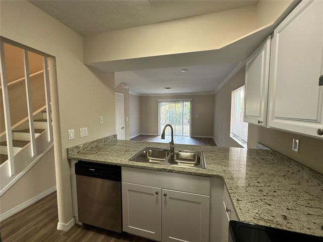 1559 7TH AVENUE W, Bradenton, FL 34205