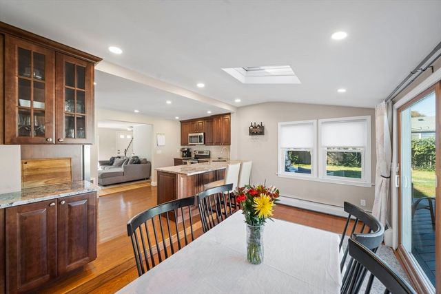 7 Rainbow Ter, Danvers, MA 01923