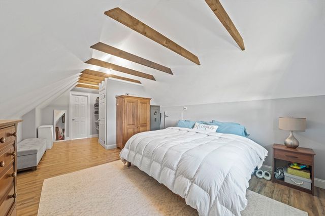 7 Rainbow Ter, Danvers, MA 01923