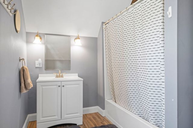 7 Rainbow Ter, Danvers, MA 01923
