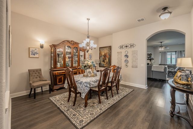 1036 Kingston Drive, Godley, TX 76044