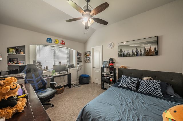 1036 Kingston Drive, Godley, TX 76044