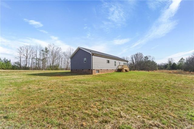 450 Hastings Hill Road, Kernersville, NC 27284