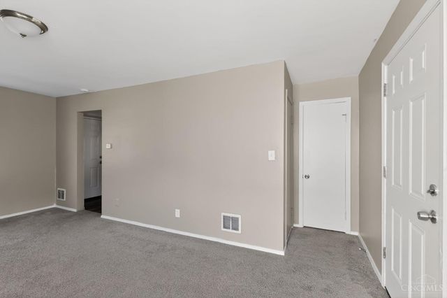 700 Wilbud Drive, Cincinnati, OH 45205