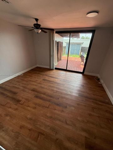 9116 NW 35th Pl 0, Sunrise, FL 33351