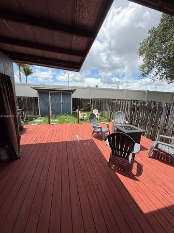 9116 NW 35th Pl 0, Sunrise, FL 33351