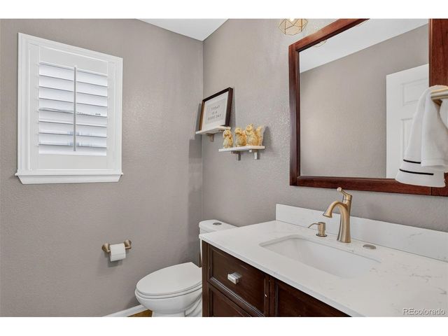 4858 Waldenwood Pl, Highlands Ranch, CO 80130