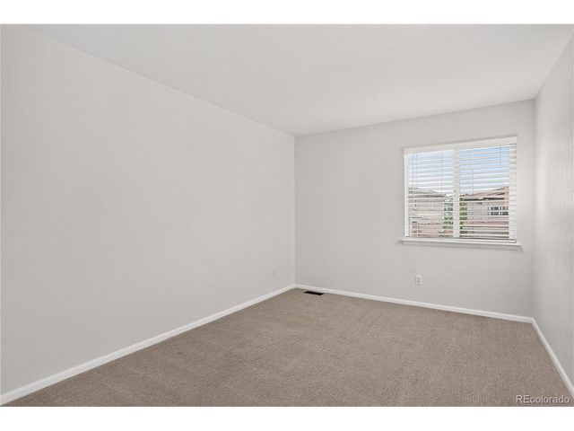 4858 Waldenwood Pl, Highlands Ranch, CO 80130