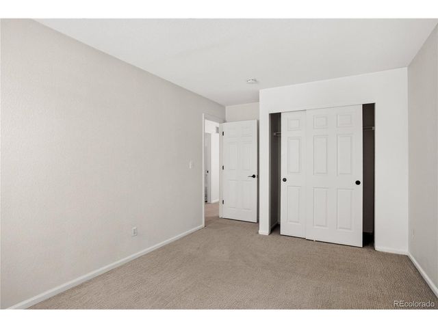 4858 Waldenwood Pl, Highlands Ranch, CO 80130