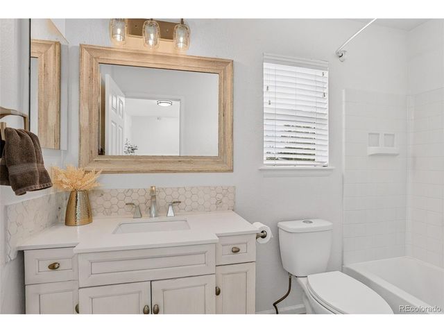4858 Waldenwood Pl, Highlands Ranch, CO 80130