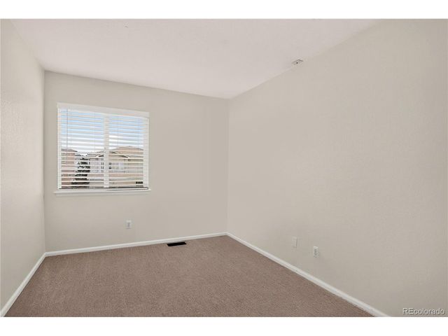 4858 Waldenwood Pl, Highlands Ranch, CO 80130