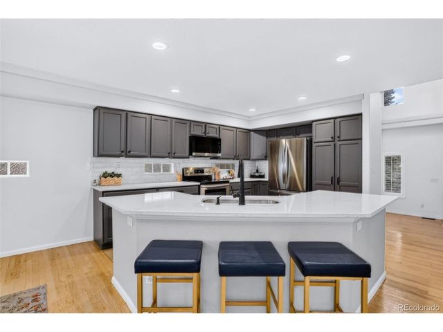 4858 Waldenwood Pl, Highlands Ranch, CO 80130