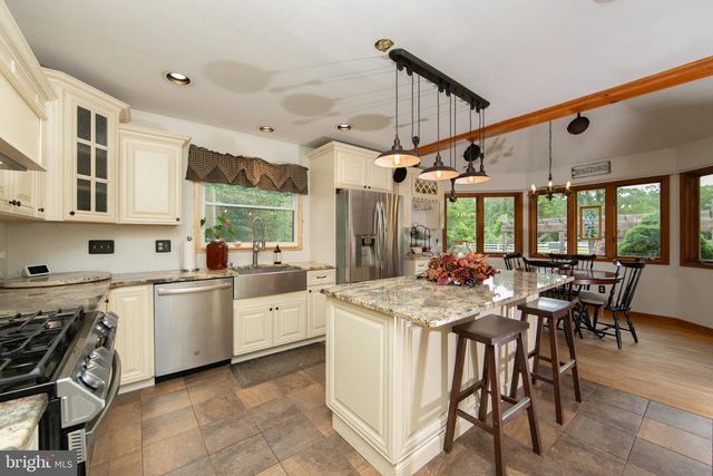 2646 TUCKAHOE RD, Franklinville, NJ 08322