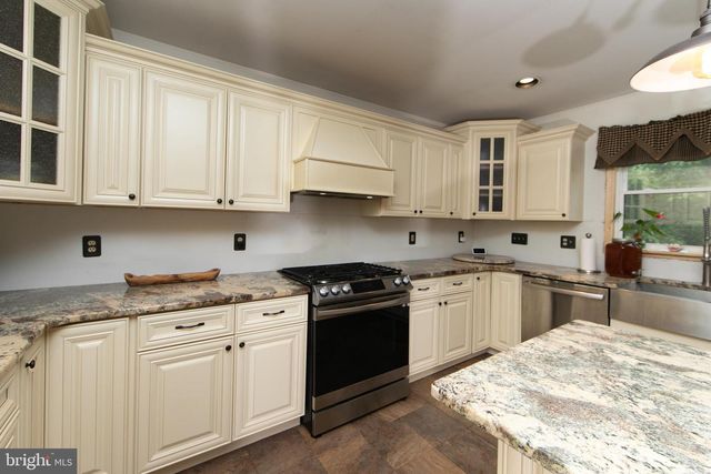 2646 TUCKAHOE RD, Franklinville, NJ 08322
