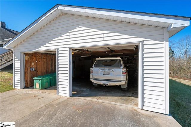 6 Fuller Street, Pelzer, SC 29669