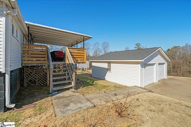 6 Fuller Street, Pelzer, SC 29669