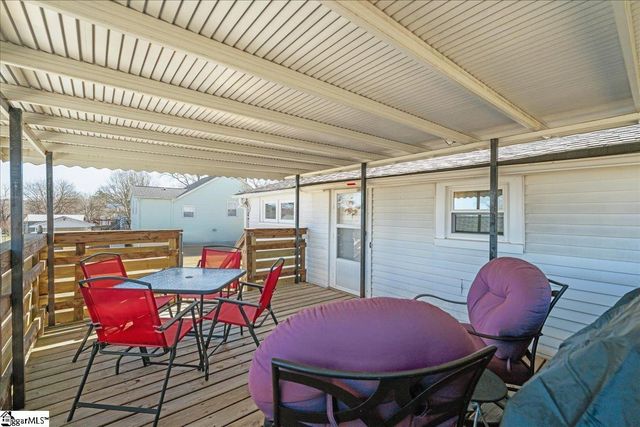 6 Fuller Street, Pelzer, SC 29669