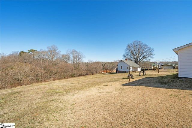 6 Fuller Street, Pelzer, SC 29669
