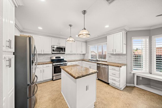 5116 Camden Rd, Rocklin, CA 95765