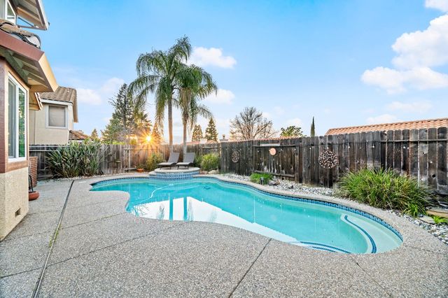 5116 Camden Rd, Rocklin, CA 95765