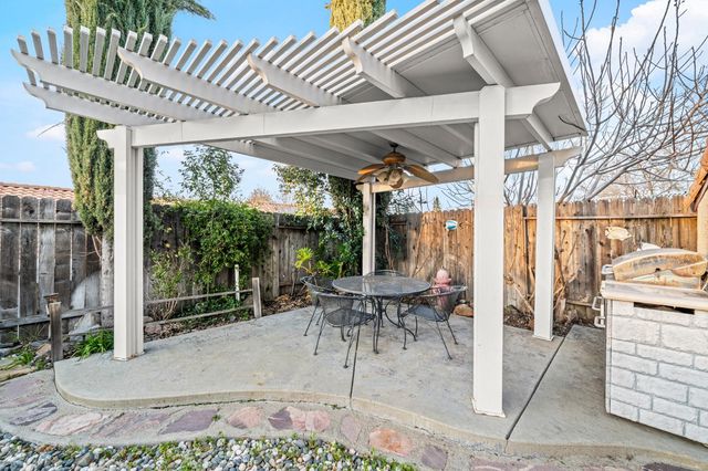 5116 Camden Rd, Rocklin, CA 95765