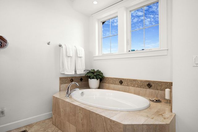 1265 NW Remarkable Drive, Bend, OR 97703