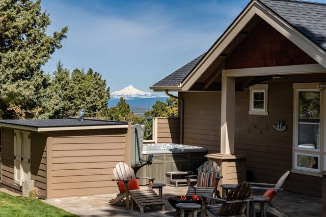 1265 NW Remarkable Drive, Bend, OR 97703