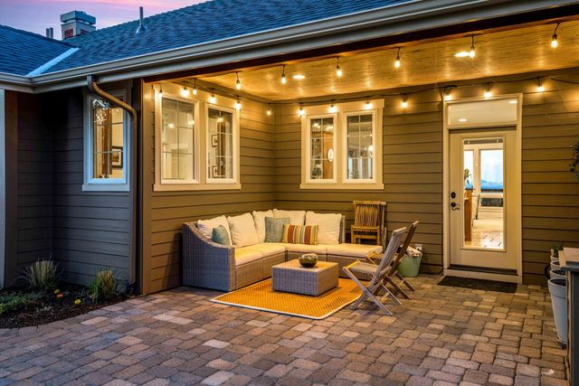 1265 NW Remarkable Drive, Bend, OR 97703