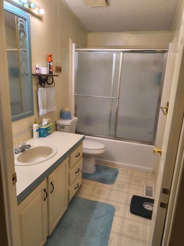 235 N Roosevelt Street, Merrill, OR 97633