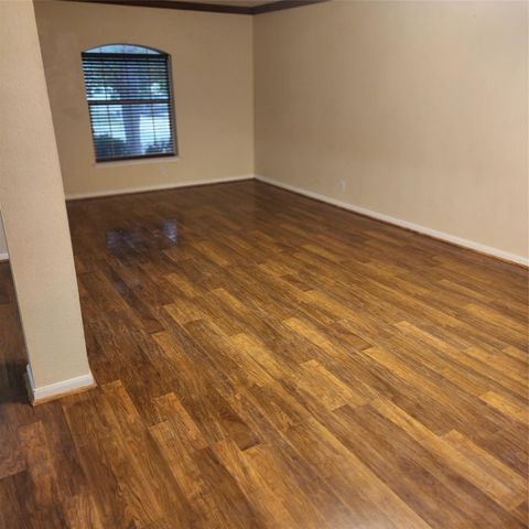 706 Maplecreek DR, Leander, TX 78641