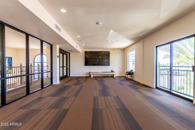 2511 W QUEEN CREEK Road 239, Chandler, AZ 85248