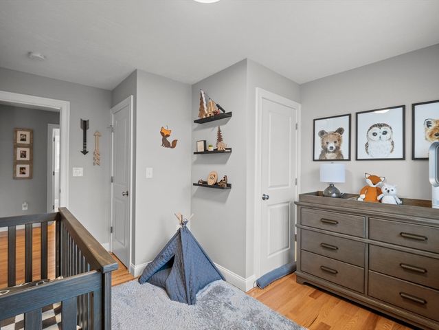 10 Greenville St, Billerica, MA 01821