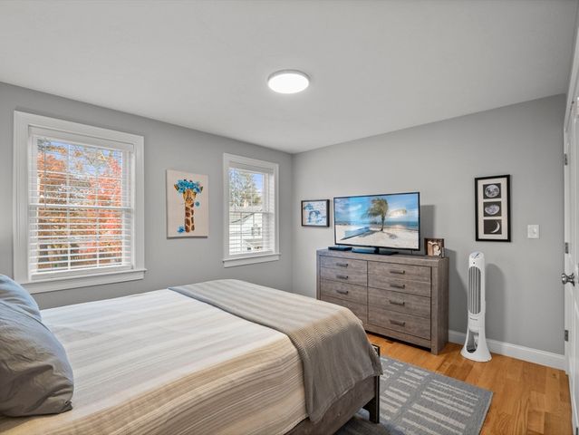 10 Greenville St, Billerica, MA 01821