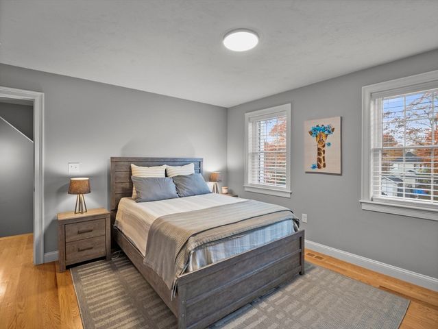 10 Greenville St, Billerica, MA 01821