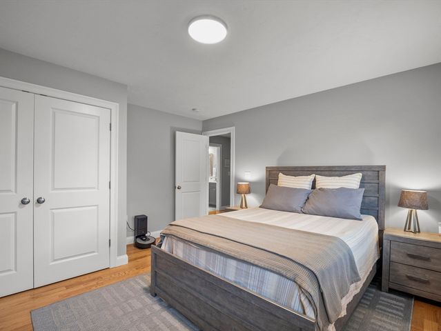 10 Greenville St, Billerica, MA 01821