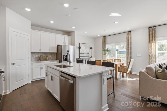 116 Satchel Court, Mooresville, NC 28115