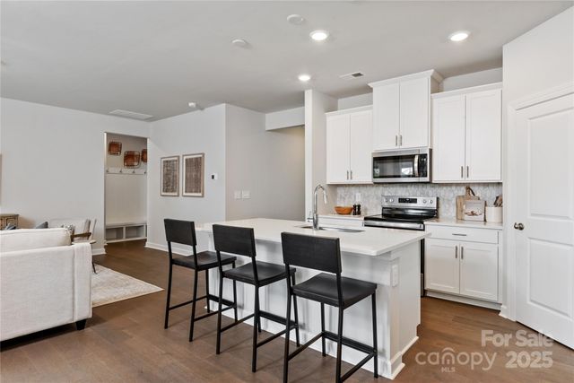 116 Satchel Court, Mooresville, NC 28115