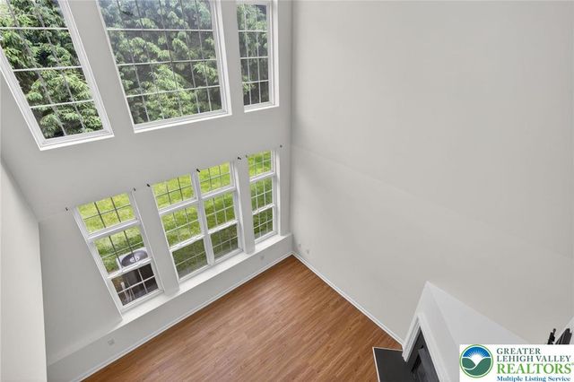1071 King Way, Upper Macungie Twp, PA 18031