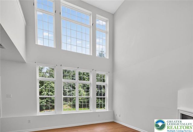 1071 King Way, Upper Macungie Twp, PA 18031
