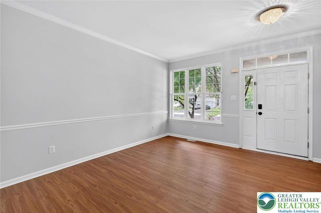 1071 King Way, Upper Macungie Twp, PA 18031