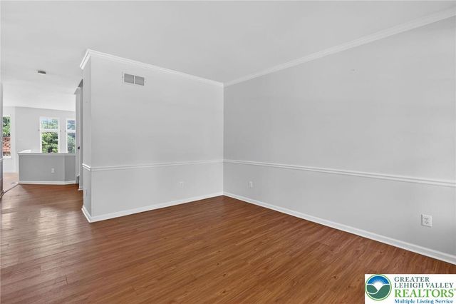 1071 King Way, Upper Macungie Twp, PA 18031
