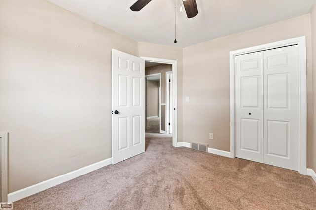 30648 Calahan Street, Roseville, MI 48066