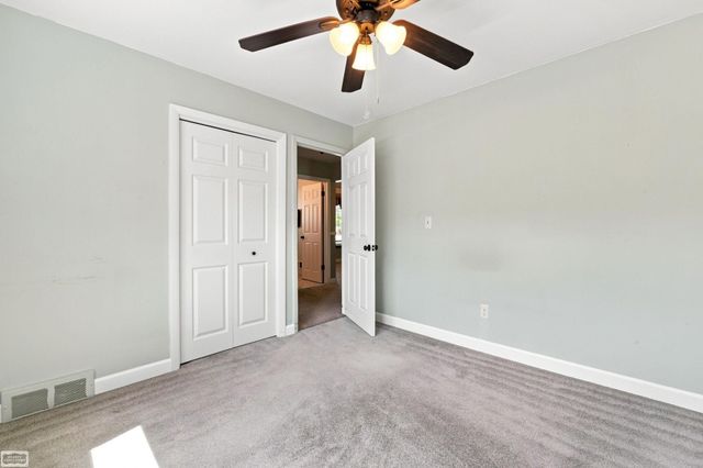 30648 Calahan Street, Roseville, MI 48066
