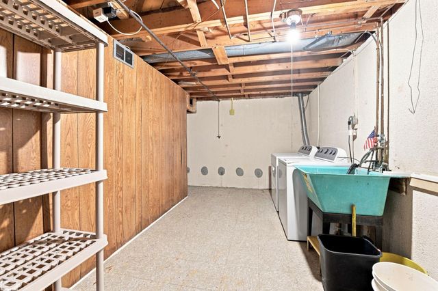 30648 Calahan Street, Roseville, MI 48066