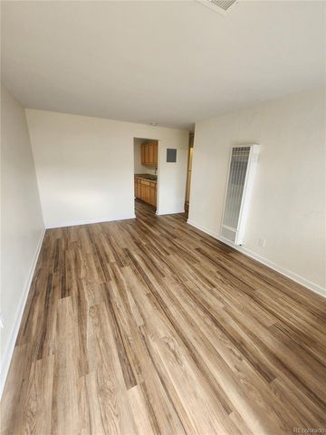 1175 Akron Street, Aurora, CO 80010