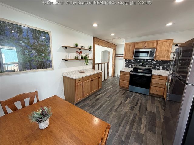 4866 Washington Street, Cross Lanes, WV 25313