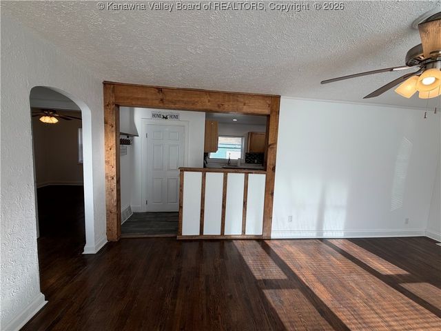 4866 Washington Street, Cross Lanes, WV 25313